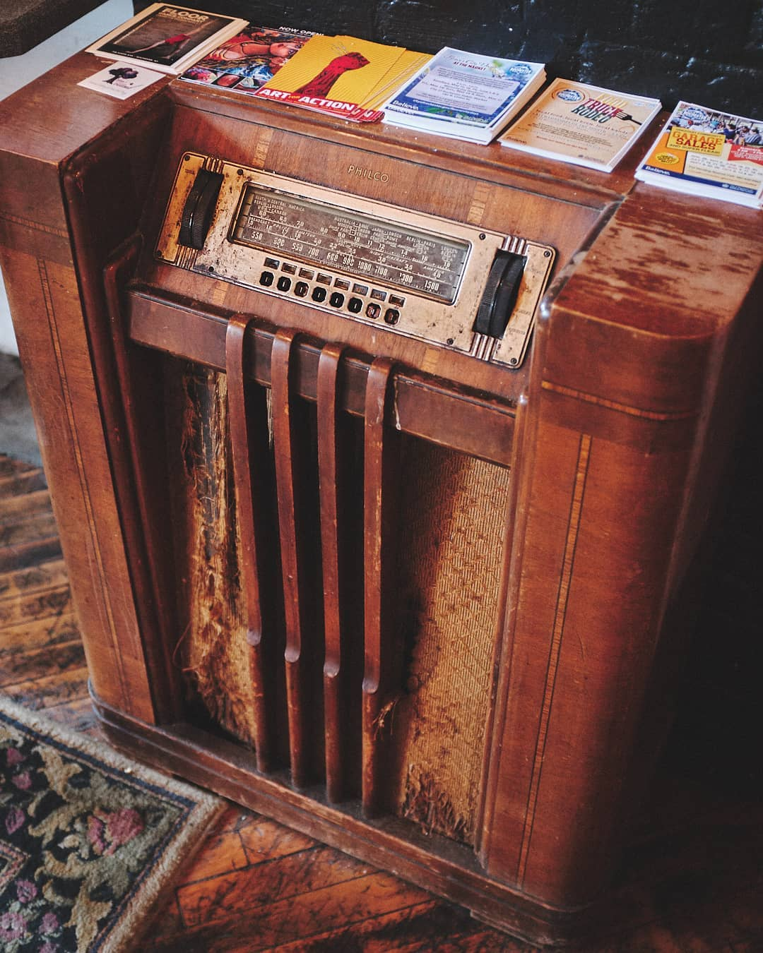 An old radio at the Rochester Public Market